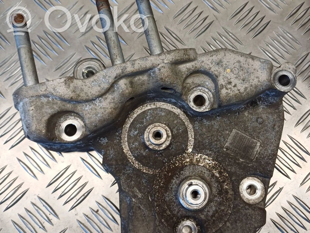 Fiat Bravo Engine mounting bracket 