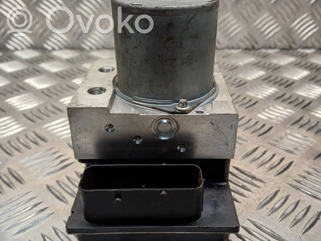 BMW X3 E83 ABS bloks 