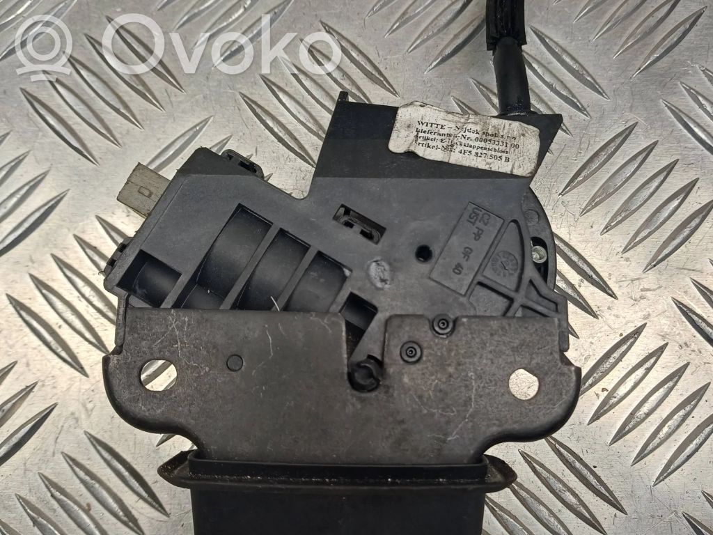 Audi A4 S4 B7 8E 8H Zamek klapy tylnej / bagażnika 