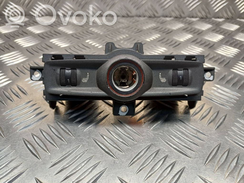 Audi A6 S6 C6 4F Sėdynių šildymo jungtukas 