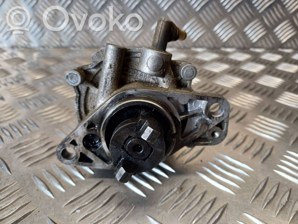 Opel Corsa D Vakuumo pompa 