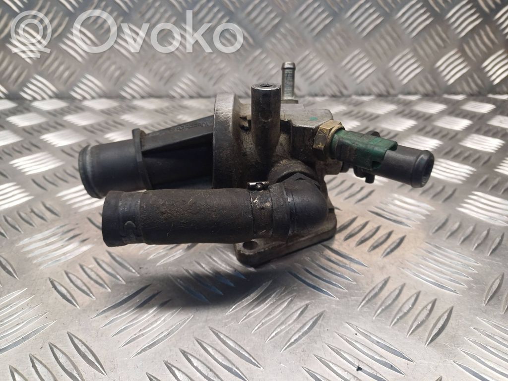 Opel Corsa D Termostatas/ termostato korpusas 