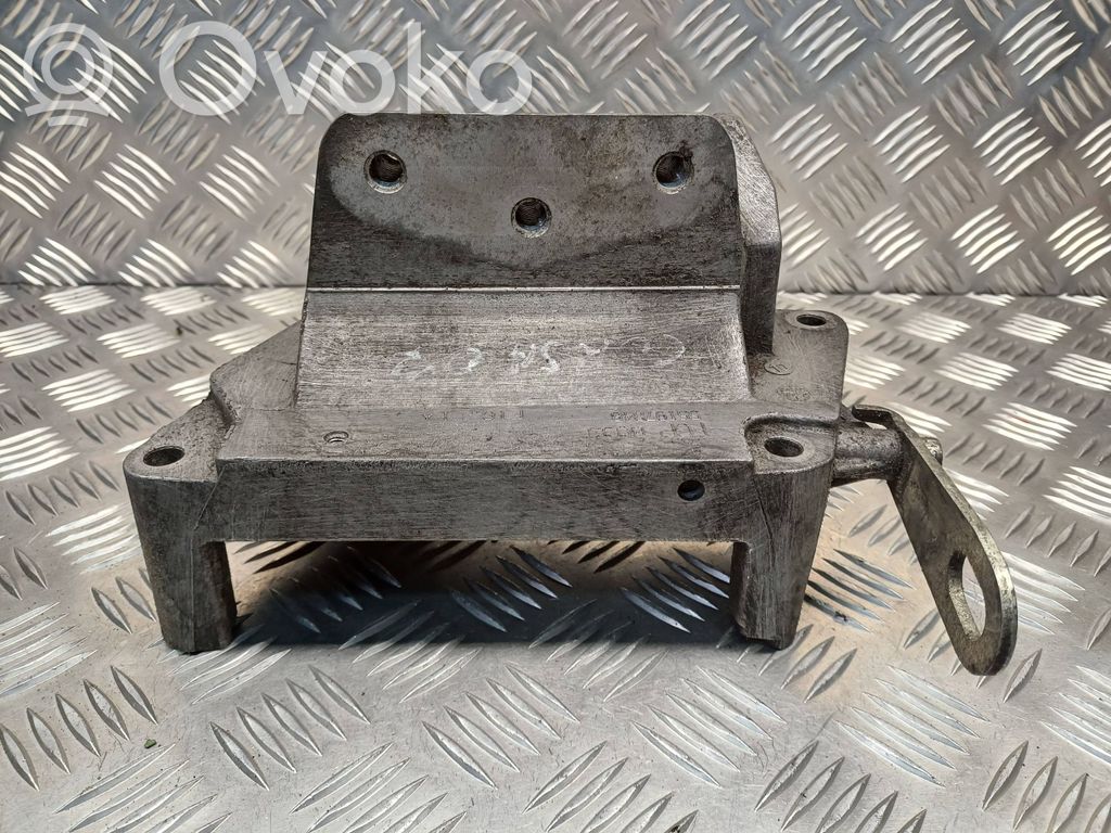 Opel Corsa D Engine mounting bracket 