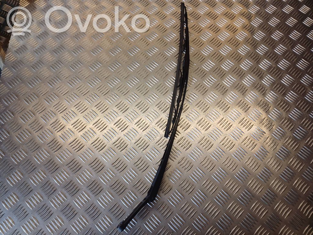 Audi A4 S4 B5 8D Wischerarm vorne 