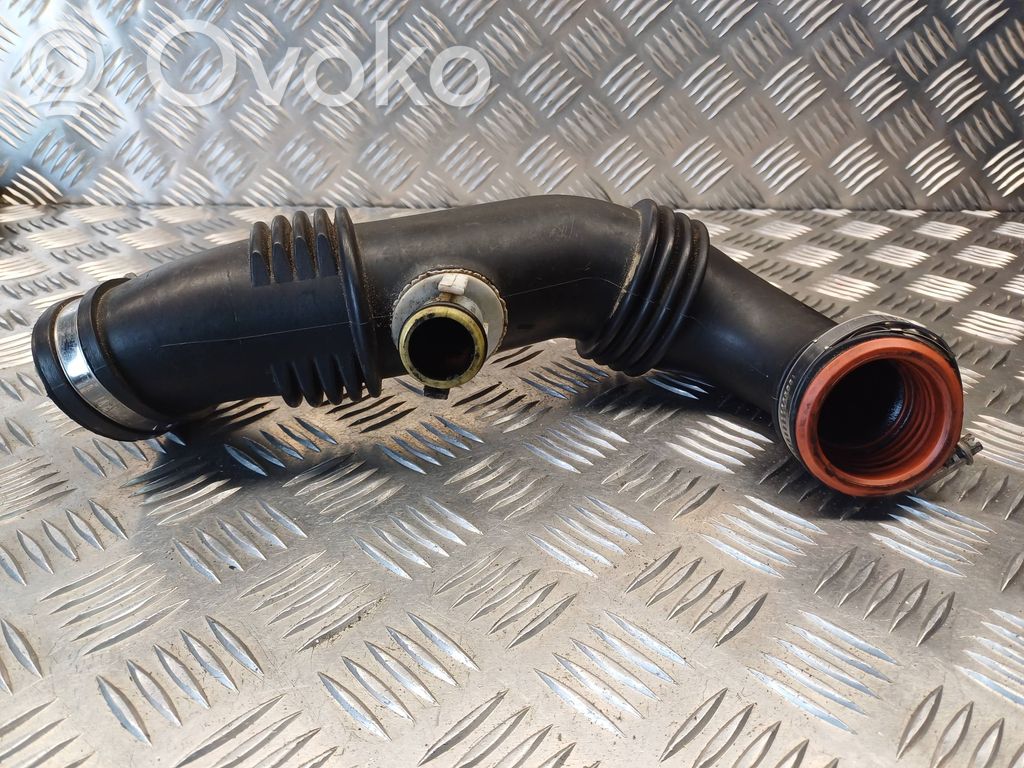 Citroen Berlingo Turbo air intake inlet pipe/hose 