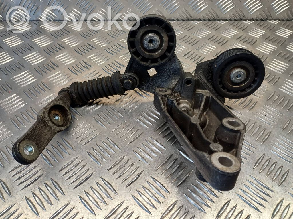 Ford Mondeo Mk III Diržo įtempėjas 