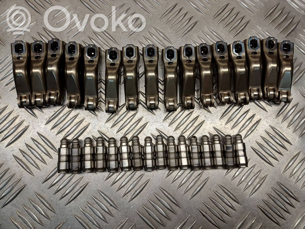 Valve rocker arm