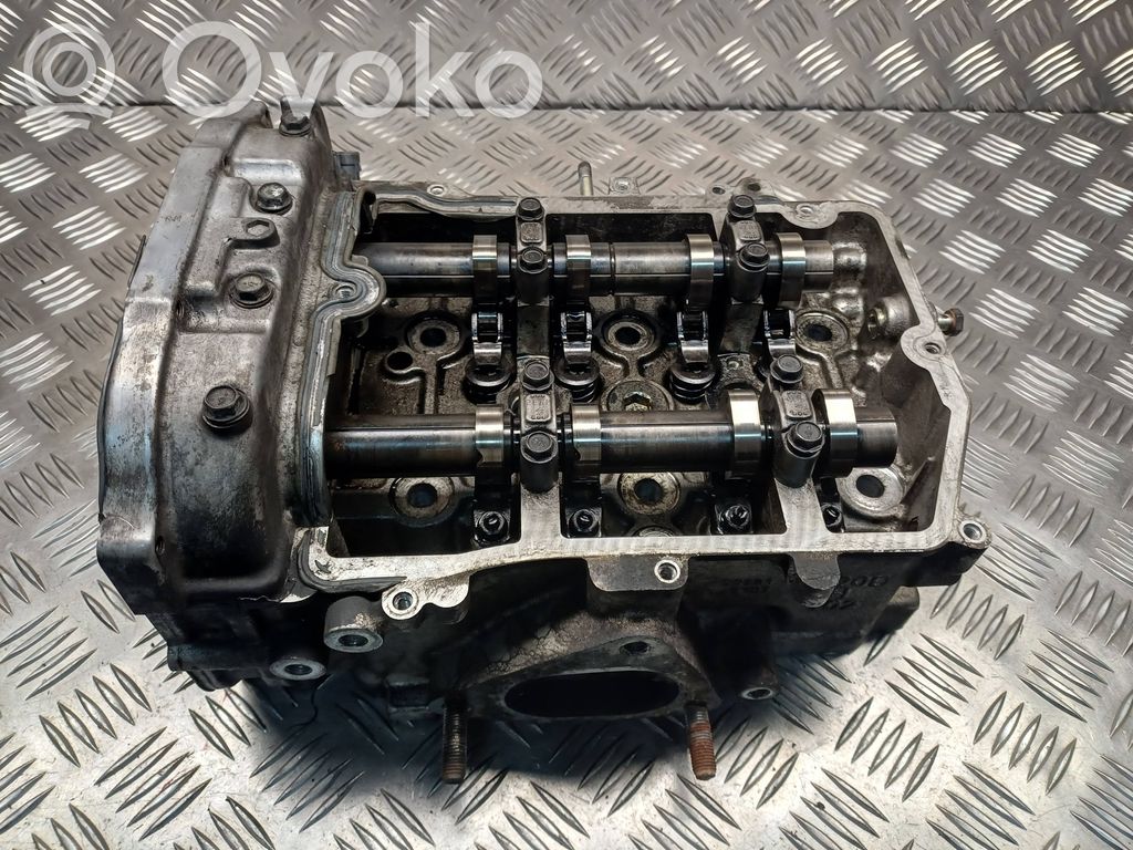 Subaru Outback Engine head 