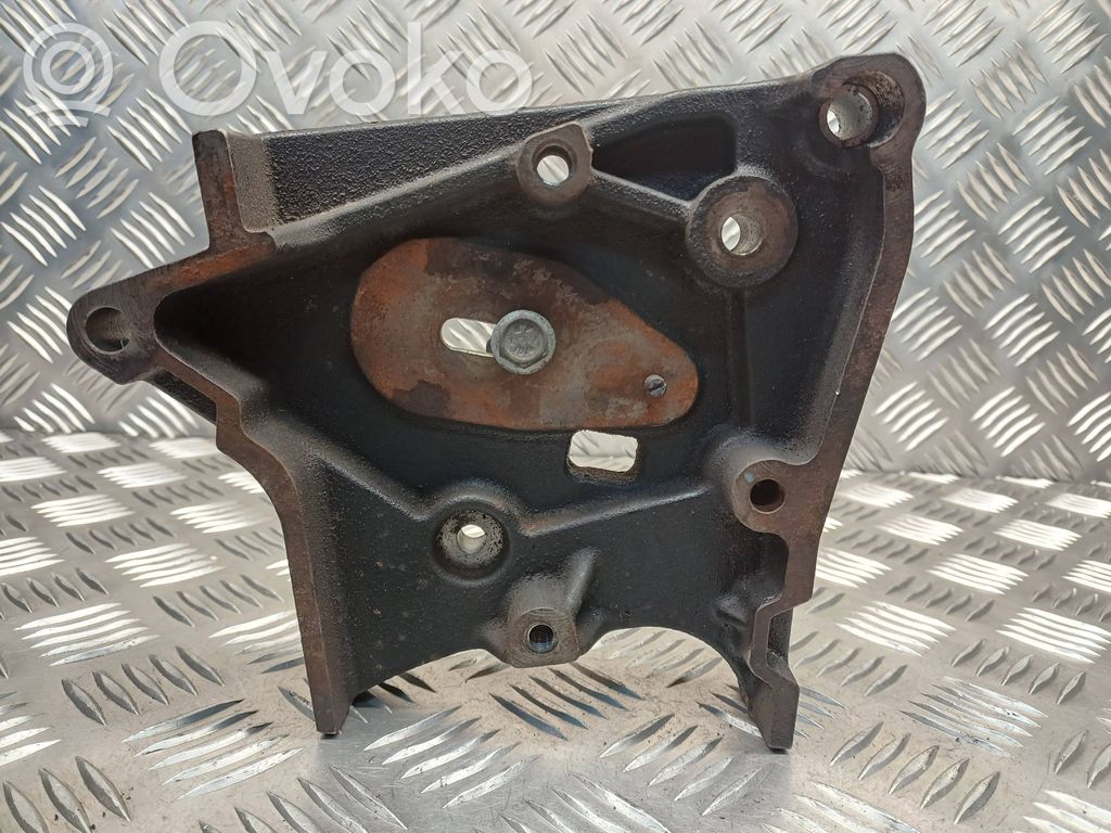 Opel Astra J Engine mounting bracket 