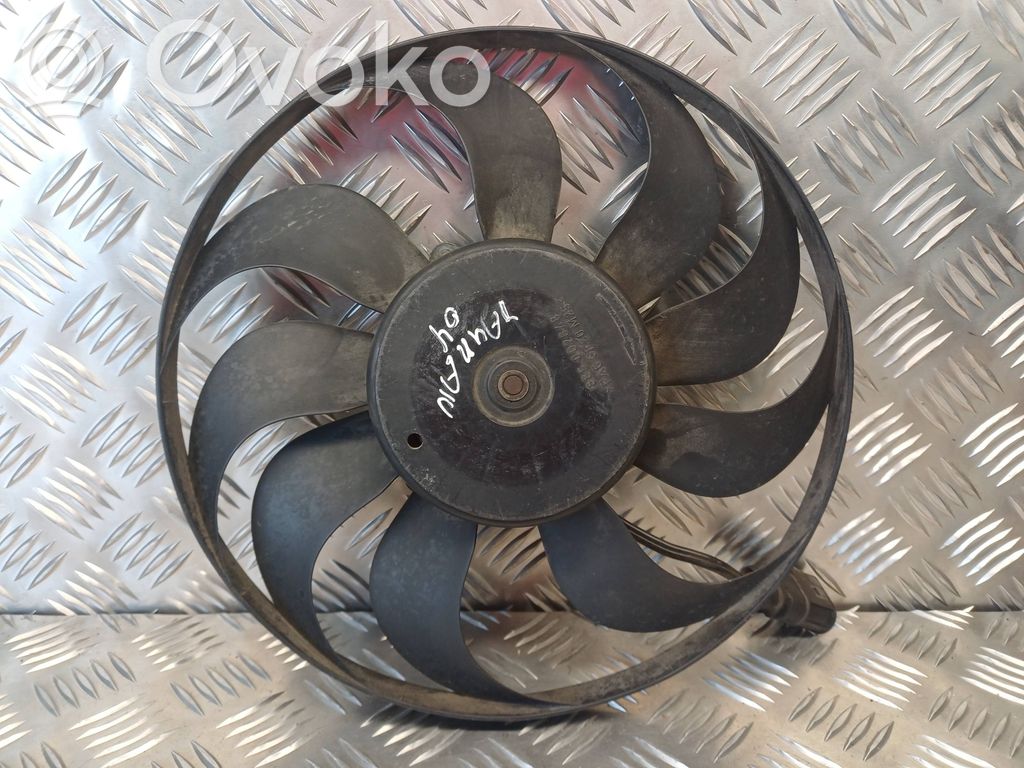 Volkswagen Touran I Ventilator electric răcire radiator 