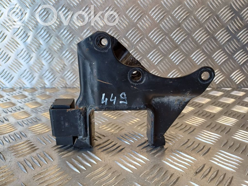 Volkswagen Polo V 6R Traversă cutie viteze 