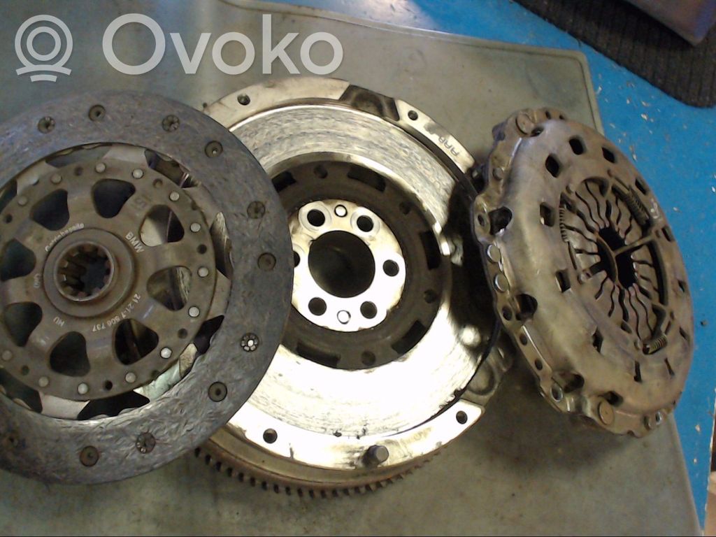 BMW 3 E46 Divmasu spararats 
