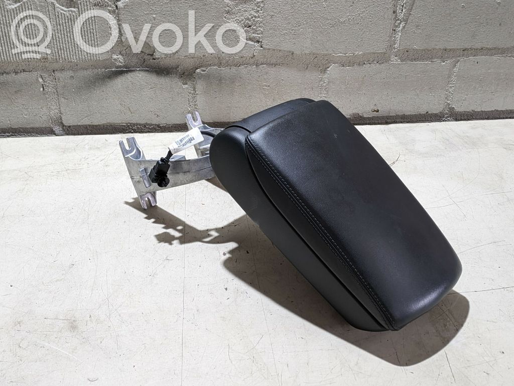 Audi A6 S6 C6 4F Armrest 