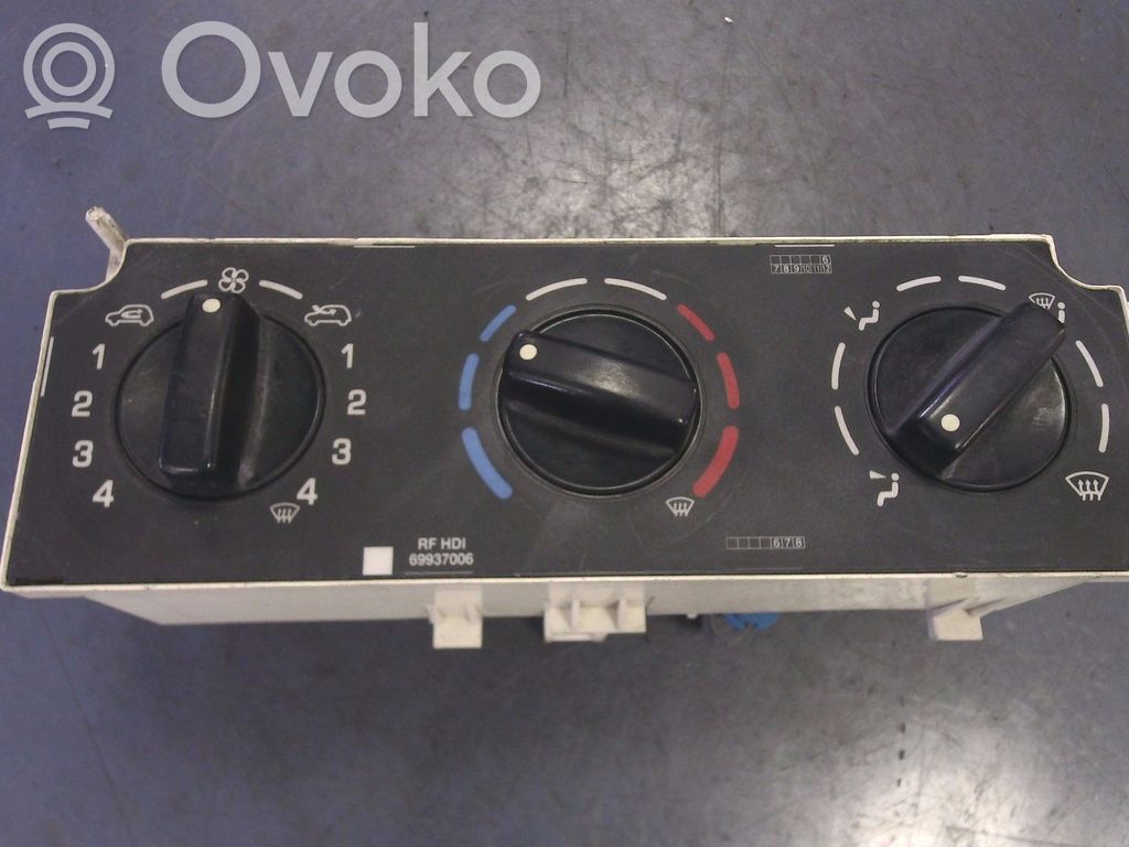 Citroen Berlingo Climate control unit 