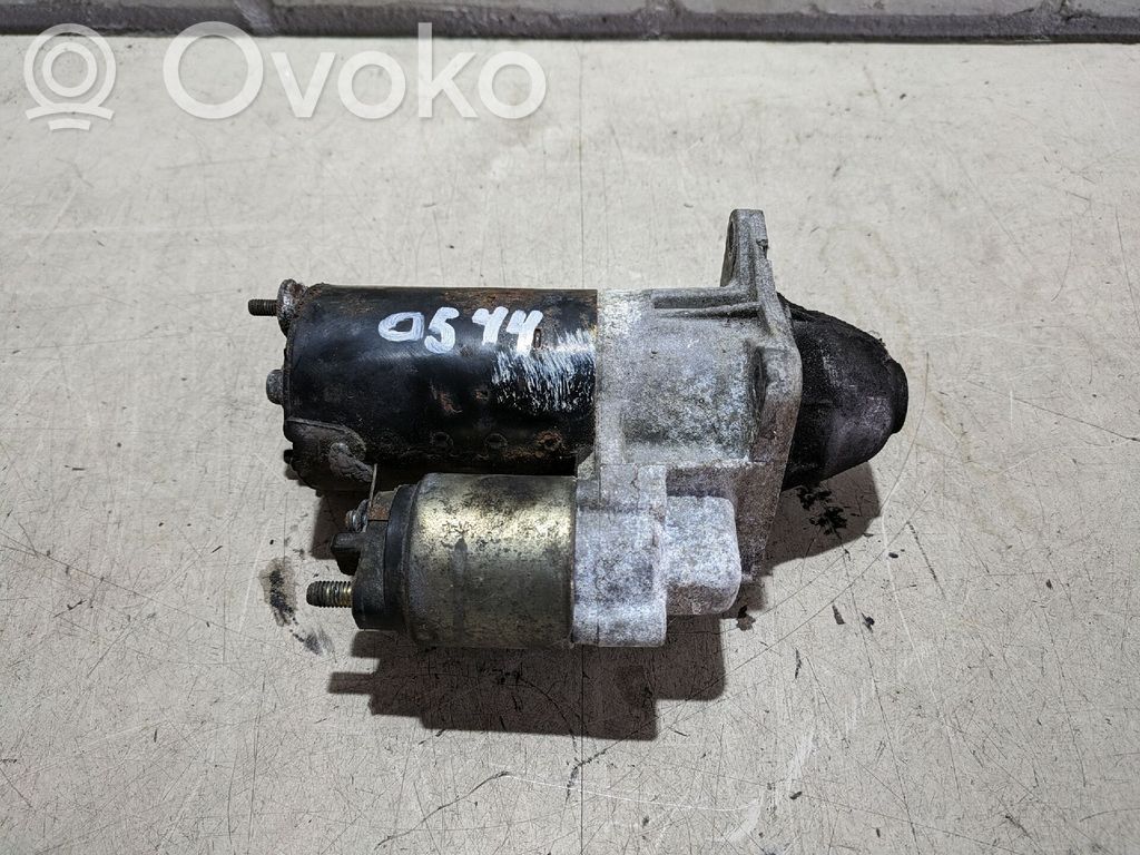 Renault Clio I Motor de arranque 