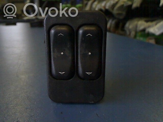 Opel Astra G Interrupteur commade lève-vitre 