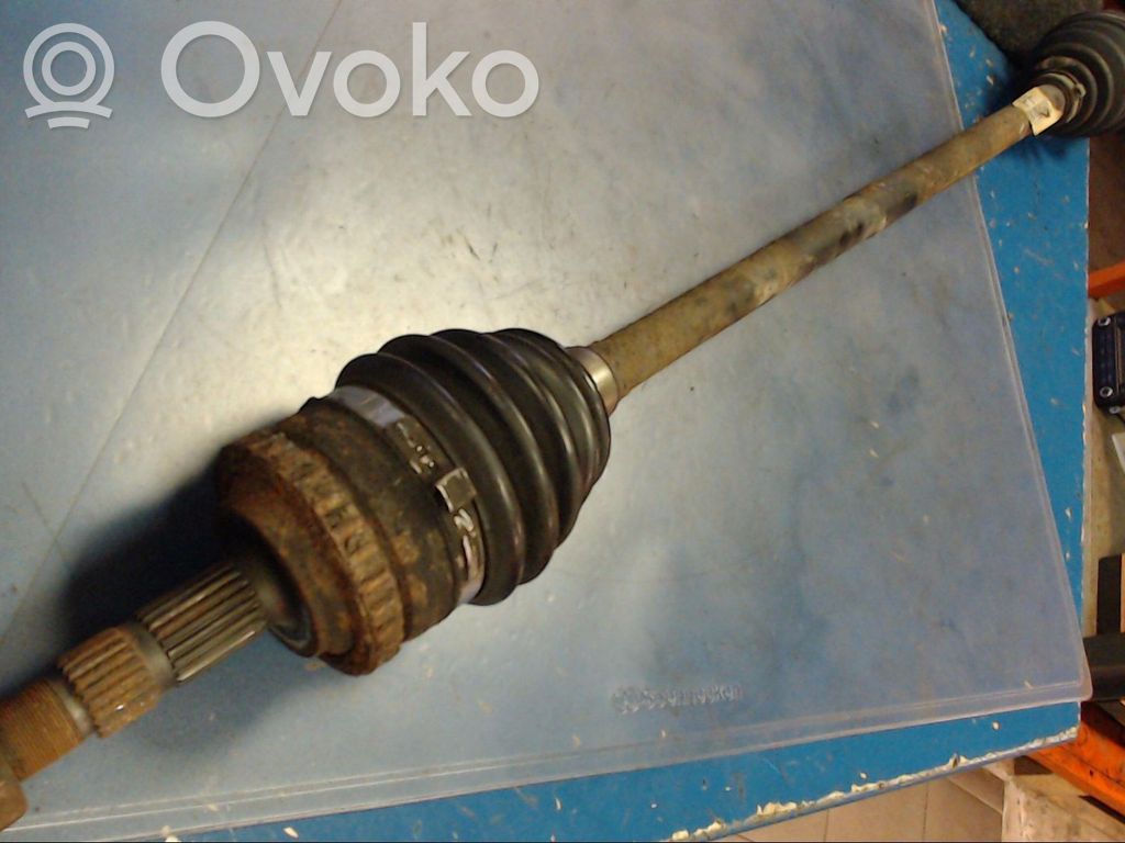 Opel Corsa C Półoś przednia 
