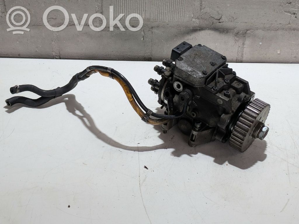 Volkswagen PASSAT B5.5 Degvielas sūkņa stiprinājums 