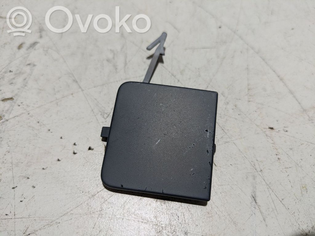 Citroen C5 Takapuskurin hinaussilmukan suojakansi 