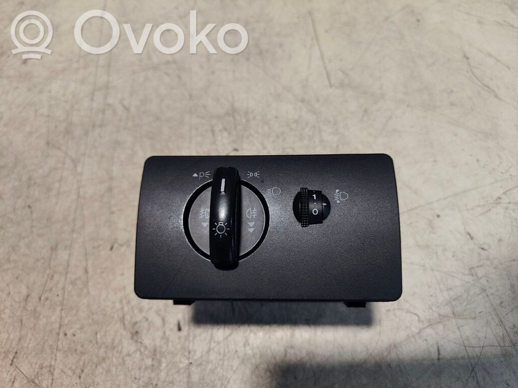 Ford Mondeo Mk III Light switch 