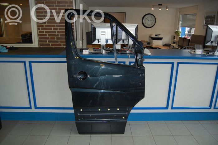 Mercedes-Benz Sprinter W906 Drzwi przednie 