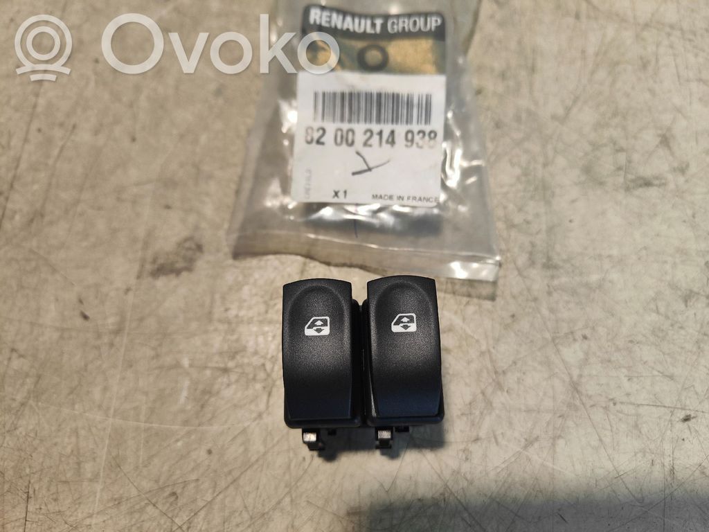 Renault Clio III Electric window control switch 