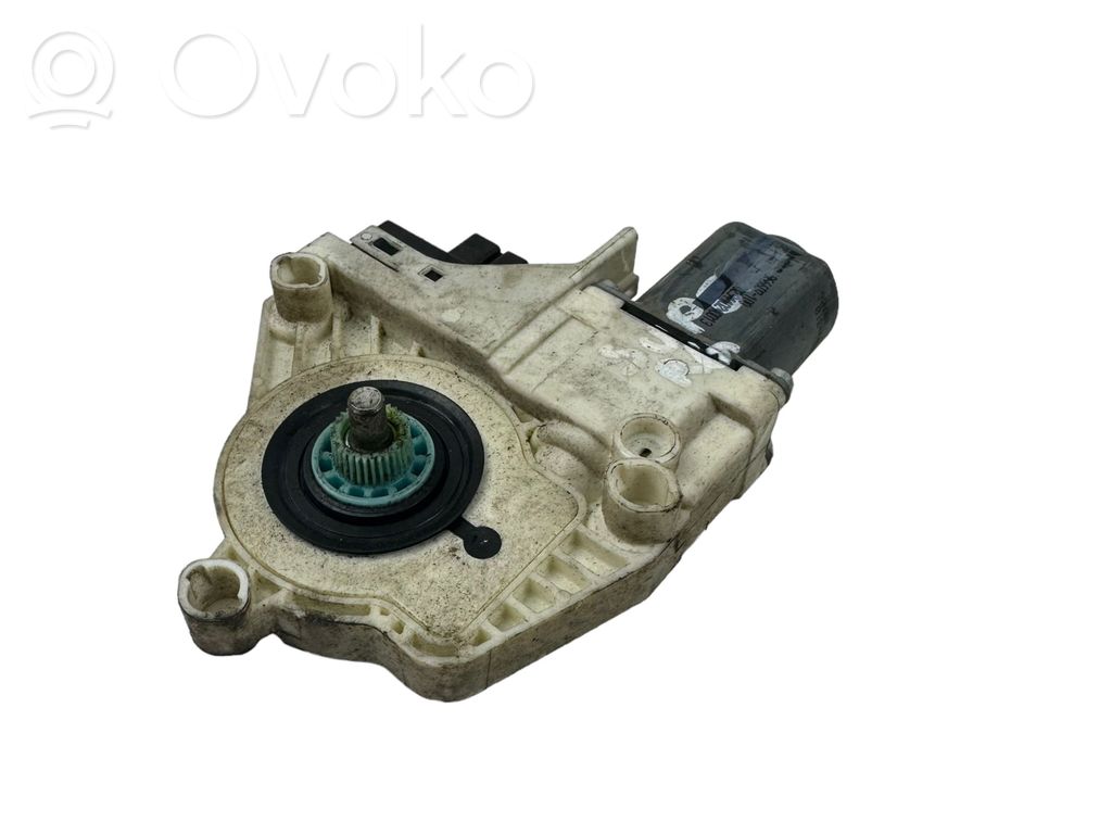 Skoda Superb B6 (3T) Rear window wiper motor 