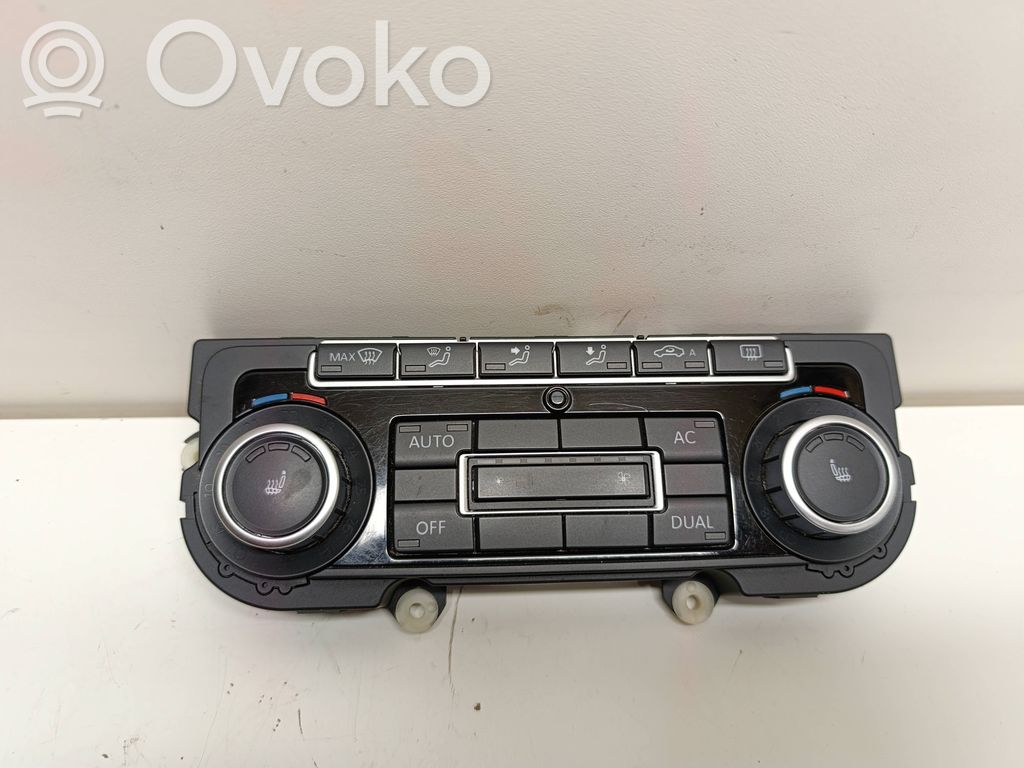 Volkswagen PASSAT CC Panel klimatyzacji 
