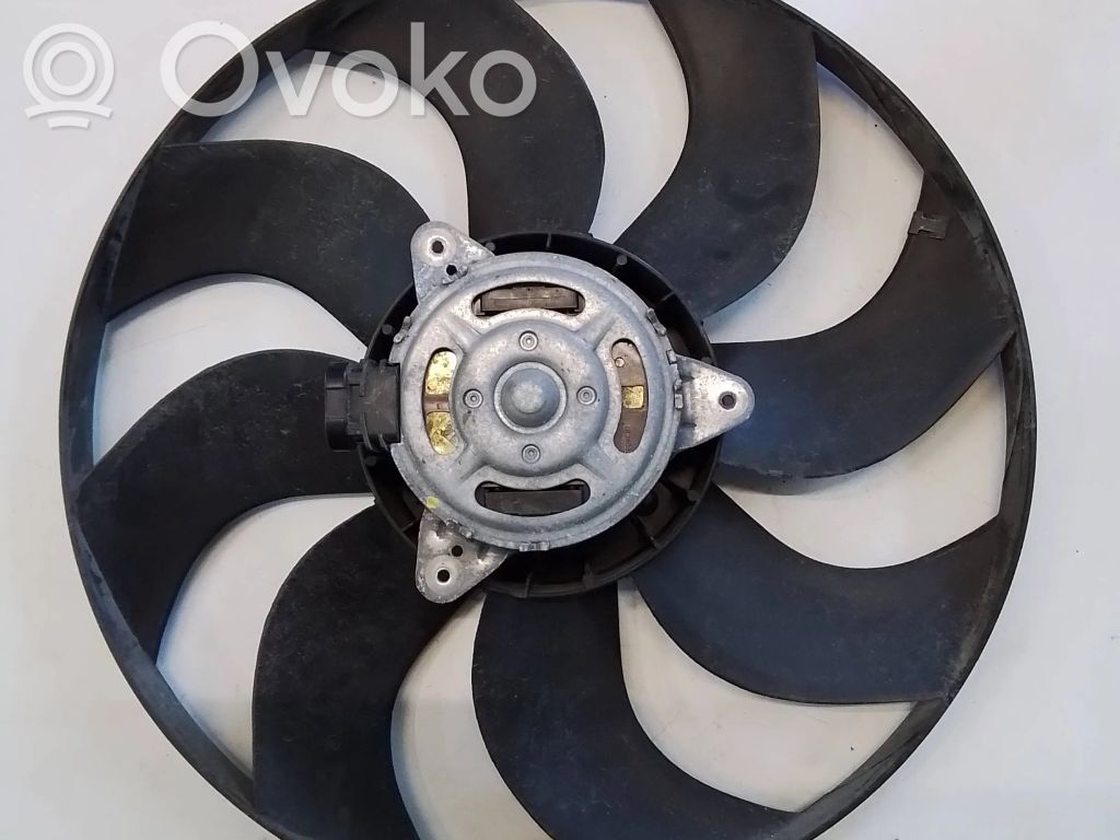 Renault Master III Elektrisks radiatoru ventilators 