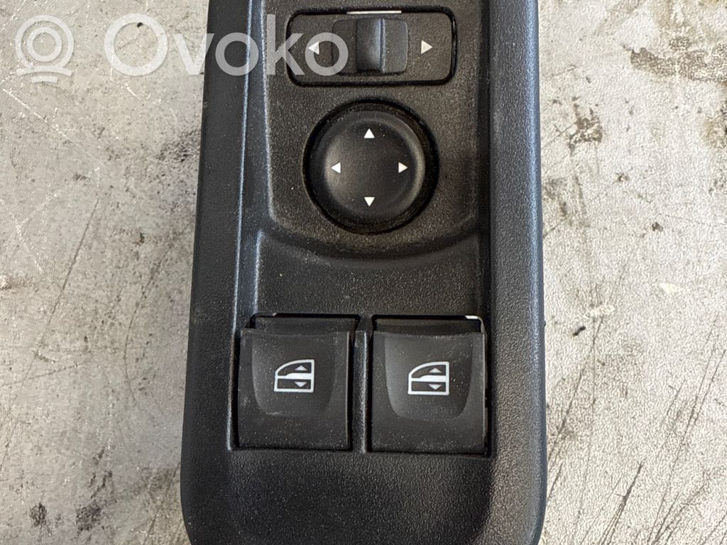 Electric window control switch   254113300R,254017252R,255704283R