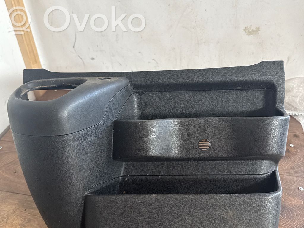 Renault Master III Отделочный щит панели (нижний) 
