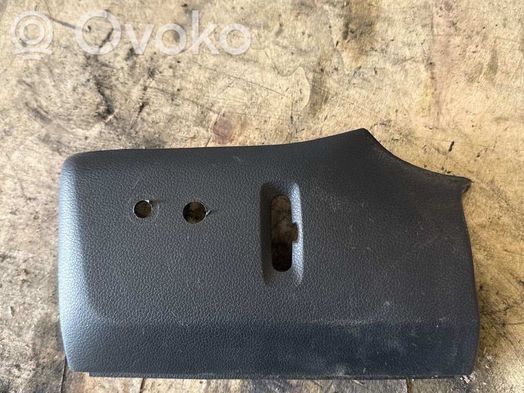 Headlight level height control switch   682103939R