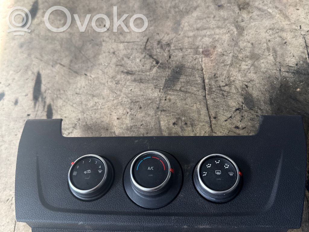 Renault Master III Climate control unit 