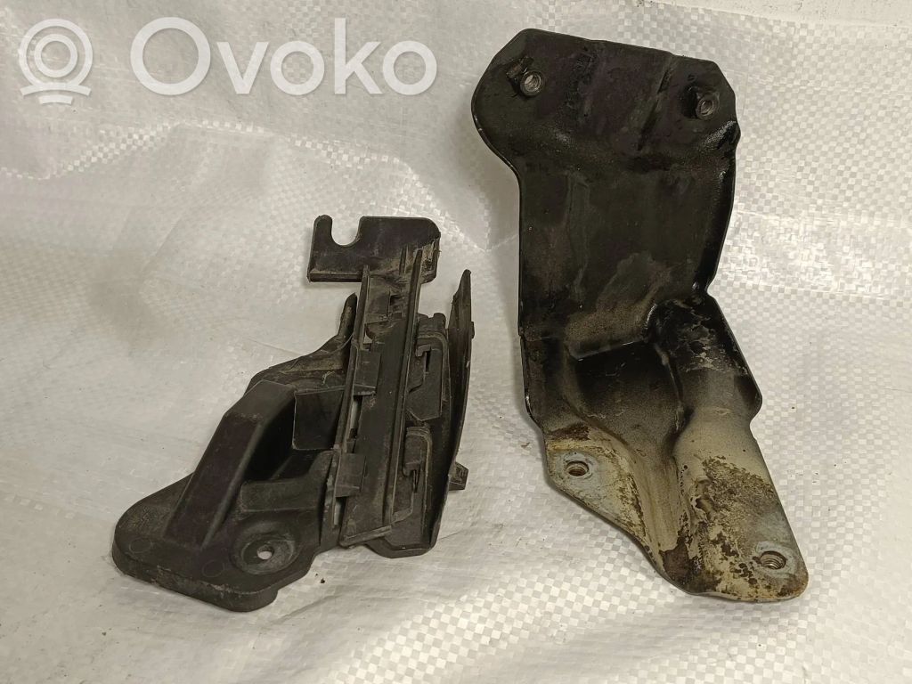 Volkswagen Golf Plus Staffa di rinforzo montaggio del paraurti anteriore 