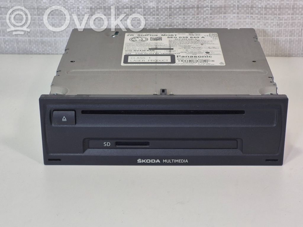 Head unit multimedia control   5E0035840A