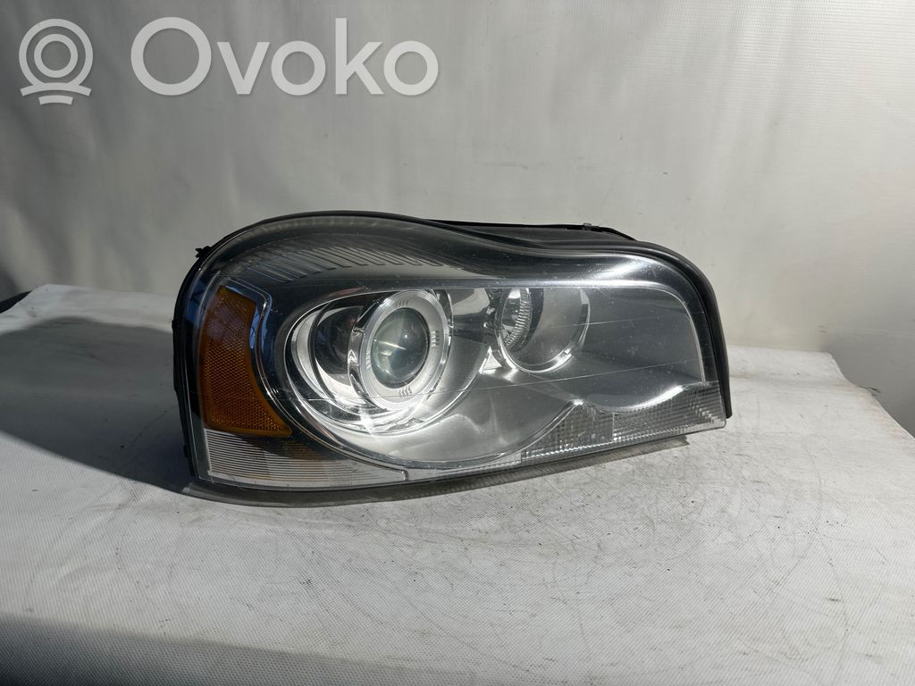 Volvo XC90 Phare frontale 
