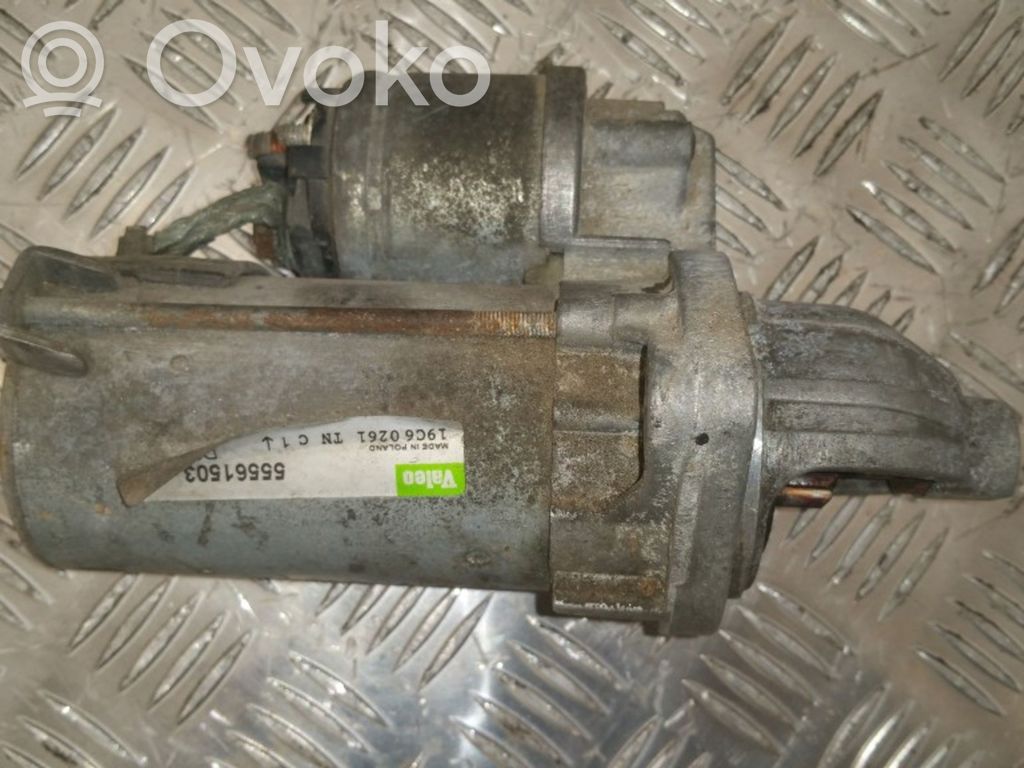 Opel Meriva A Стартер 