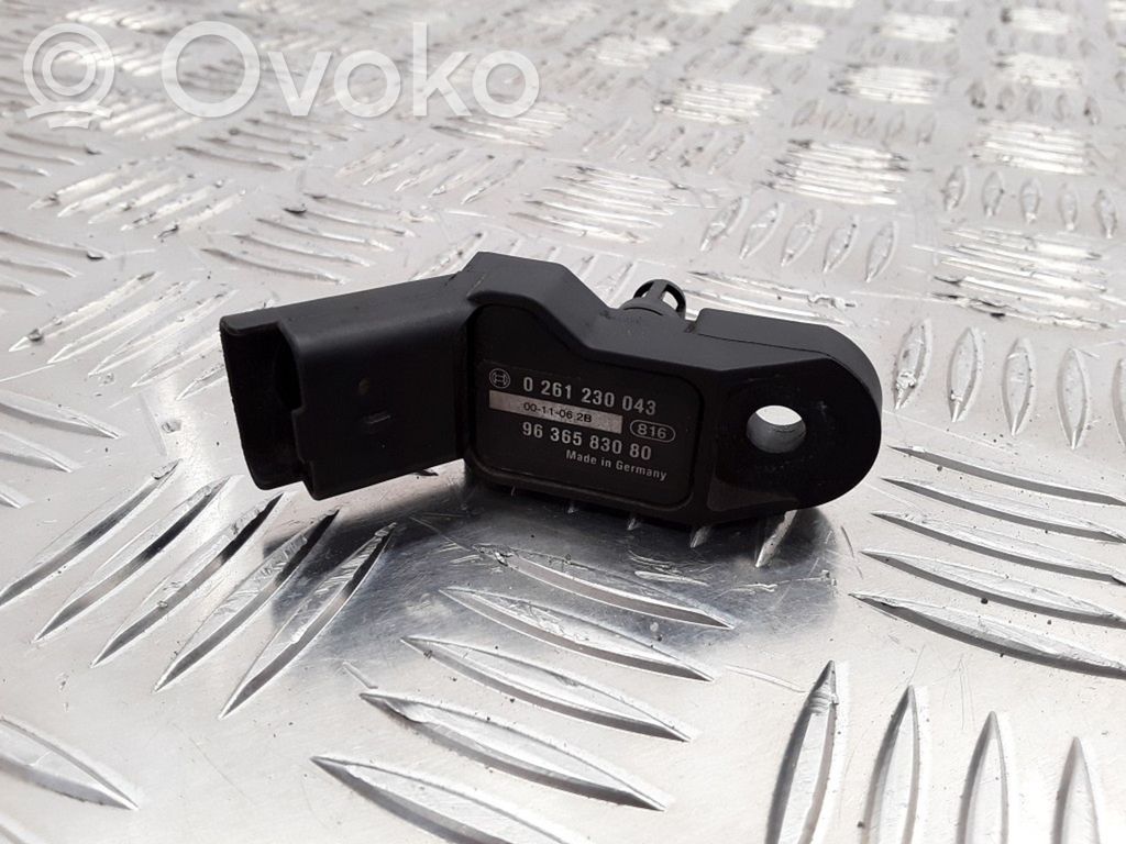 Peugeot 206 Air pressure sensor 