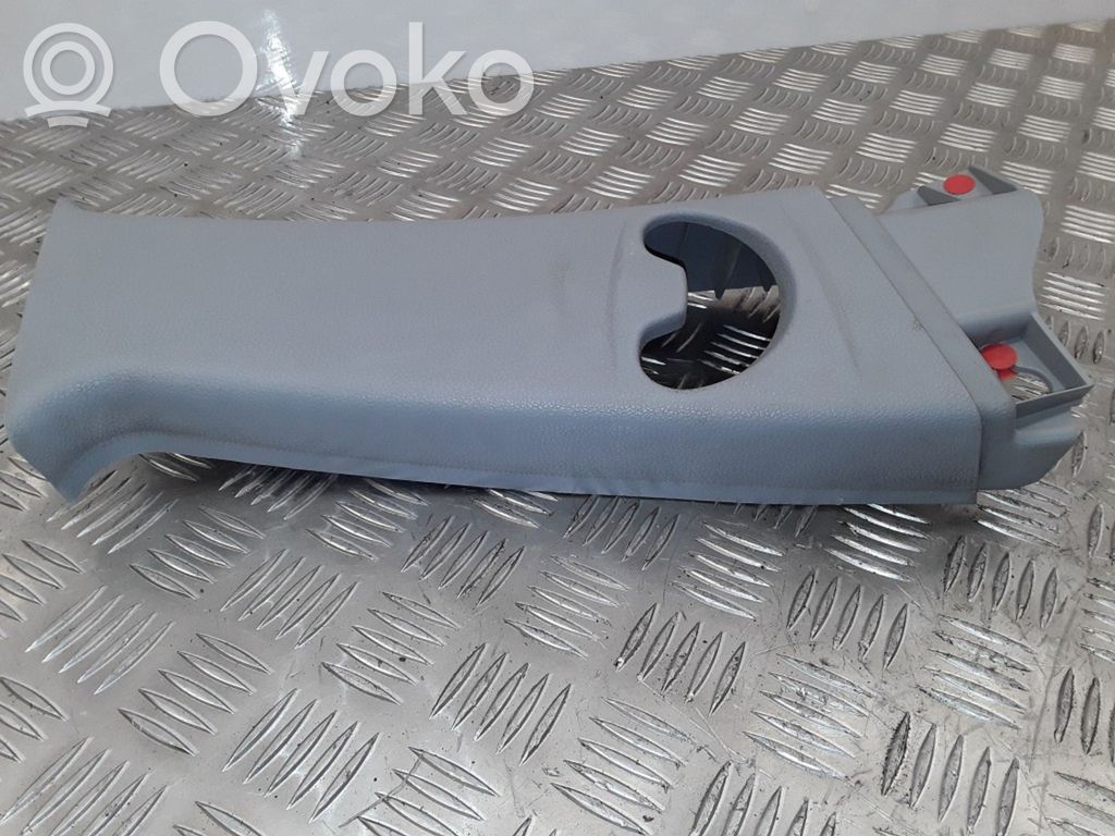 BMW 1 E82 E88 (B) pillar trim (top) 