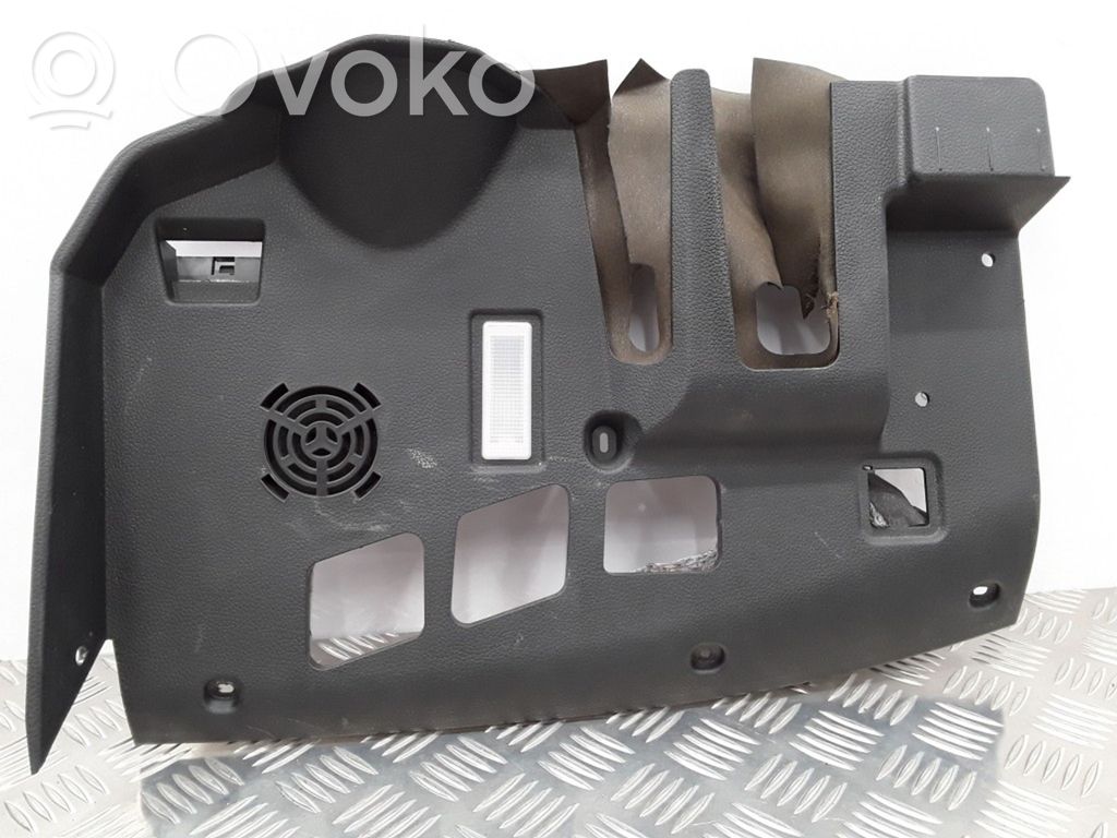 BMW 1 E82 E88 Kita salono detalė 