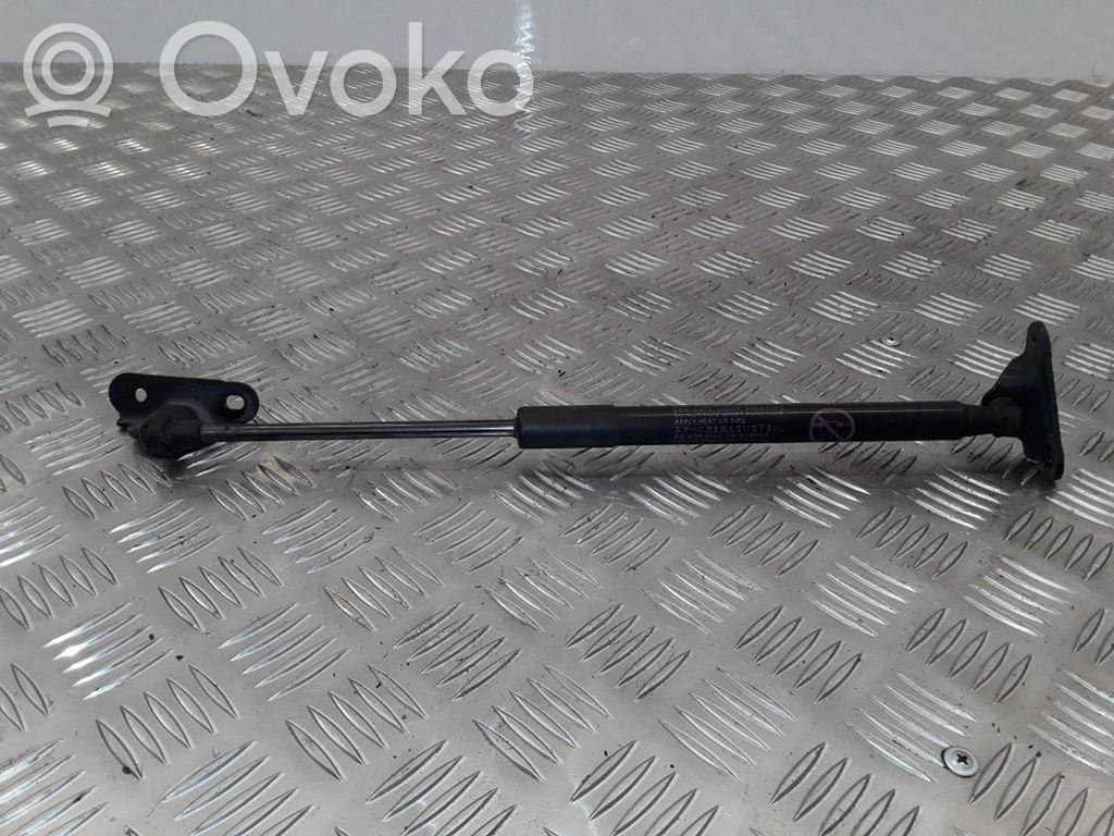 Toyota Auris E180 Tailgate/trunk strut/damper 