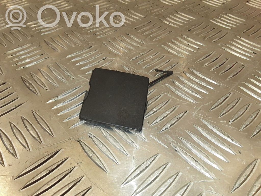 Citroen C5 Takapuskurin hinaussilmukan suojakansi 