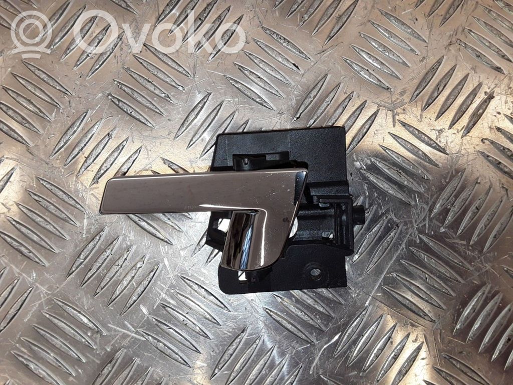 Volkswagen Phaeton Front door interior handle 