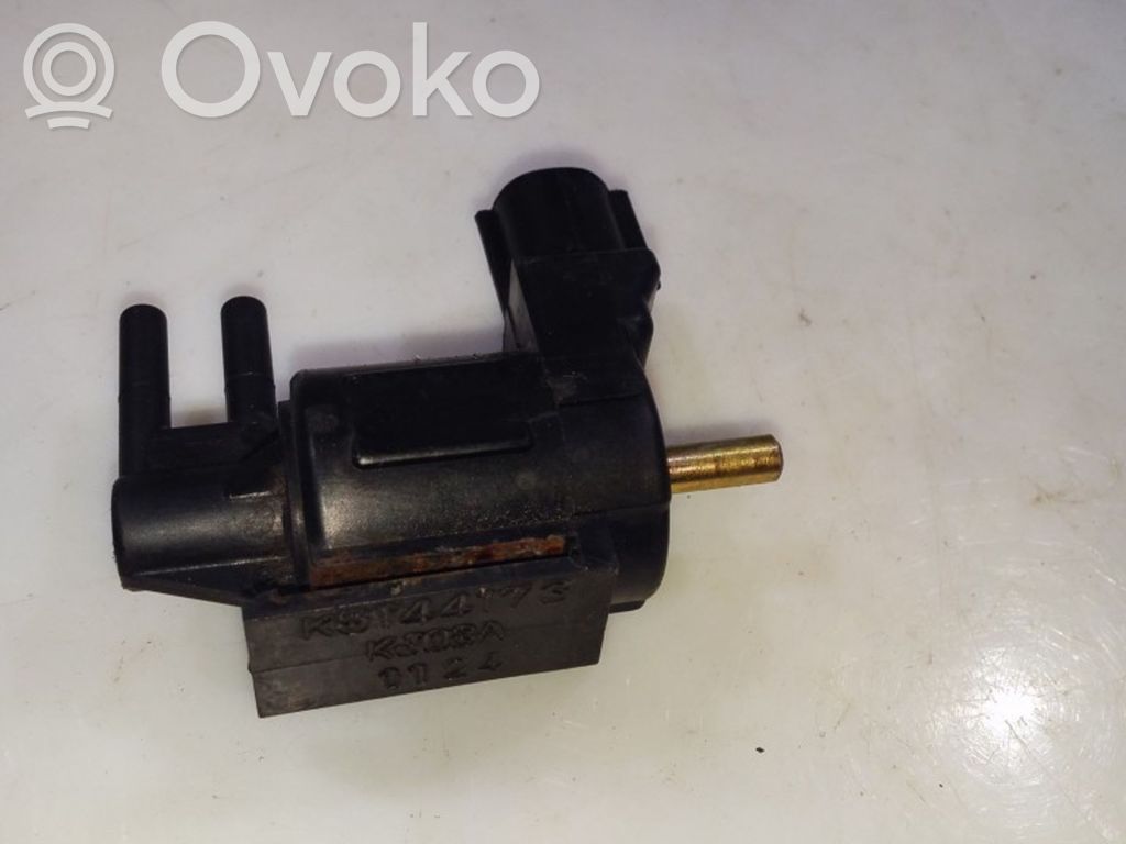 Mazda 626 Vakuuminis vožtuvas 