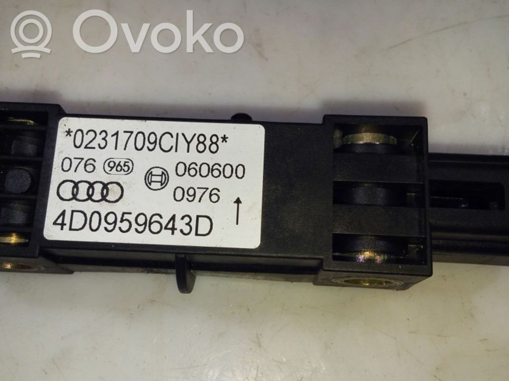 Audi A8 S8 D2 4D Airbag deployment crash/impact sensor 
