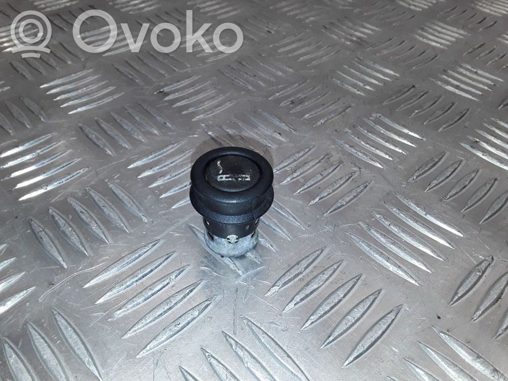 Cigarette lighter   6969134,6134696913401