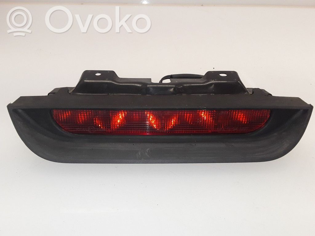Mitsubishi Space Star Troisième feu stop 