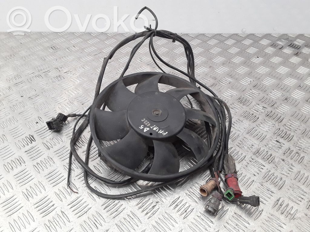 Volkswagen PASSAT B5 Elektrinis radiatorių ventiliatorius 