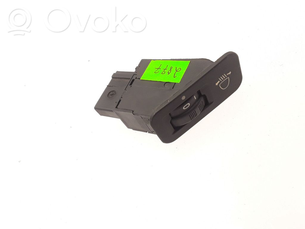 Peugeot 206 Headlight level height control switch 