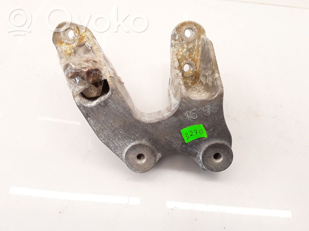 Engine mounting bracket   42441515